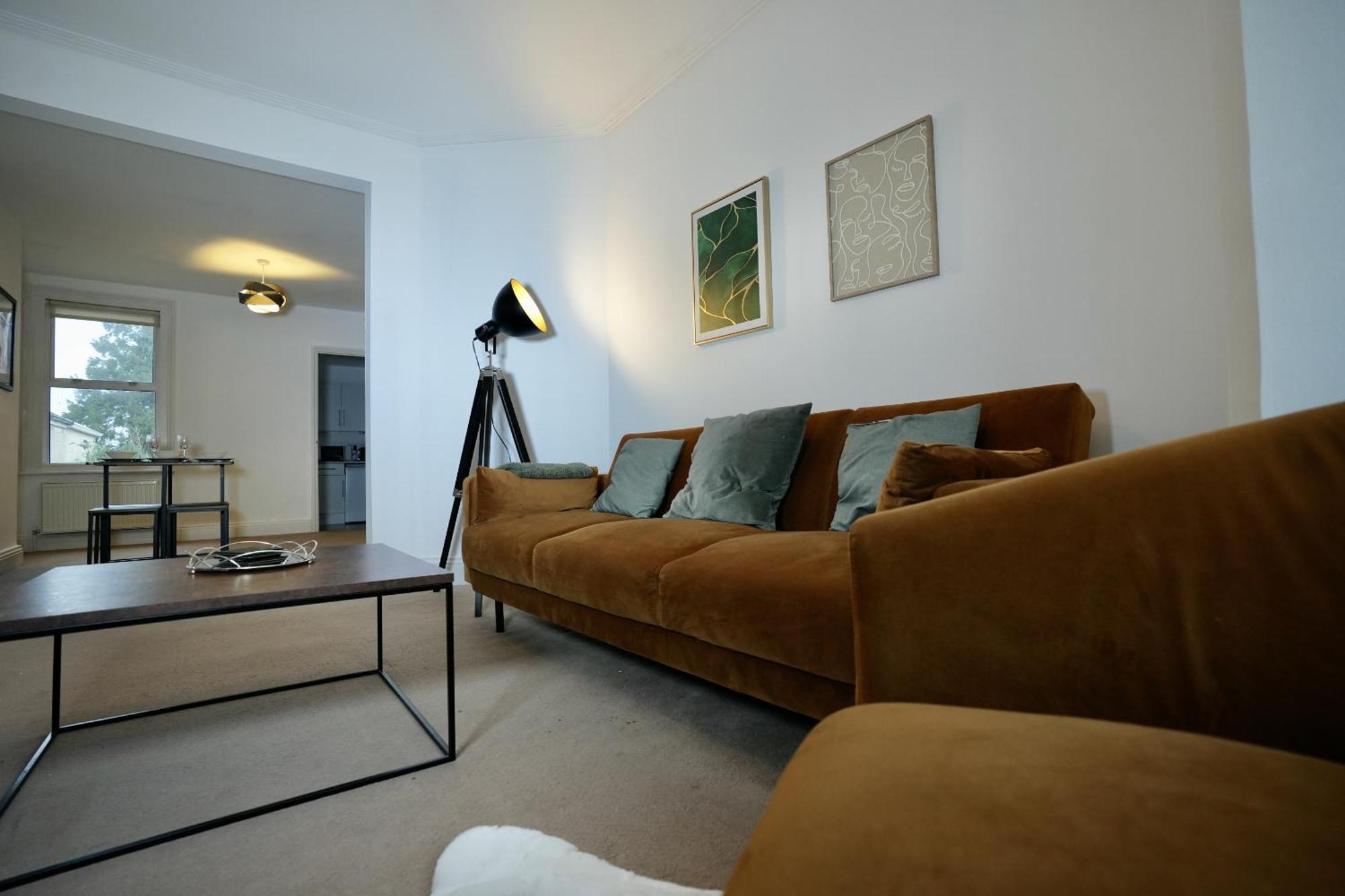 Spacious Two-Bedrooms House, Private Parking, Contractors, Relocators Оксфорд Екстер'єр фото